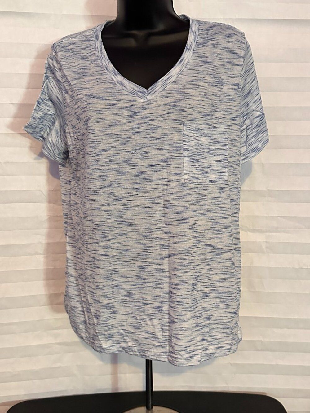 Just Be Blue Variegated V Neck T-Shirt Women's 1X